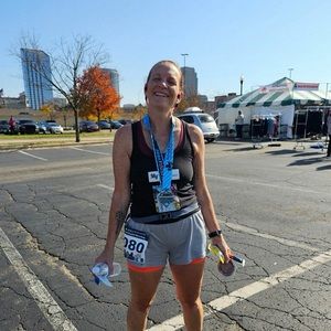 Meet your Posher, Dana